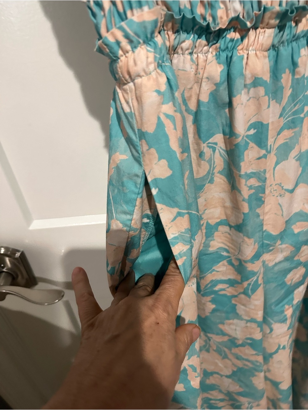 Anthropologie Hutch Smocked Blue Floral Wide Leg Jumpsuit Medium Cotton Pockets - Picture 6 of 7